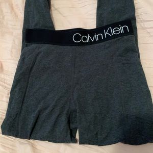 CK leggings with pockets!